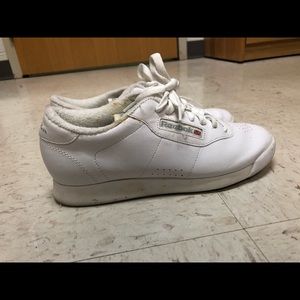 Women’s Reebok Classic Tennis Shoes Size 8.5